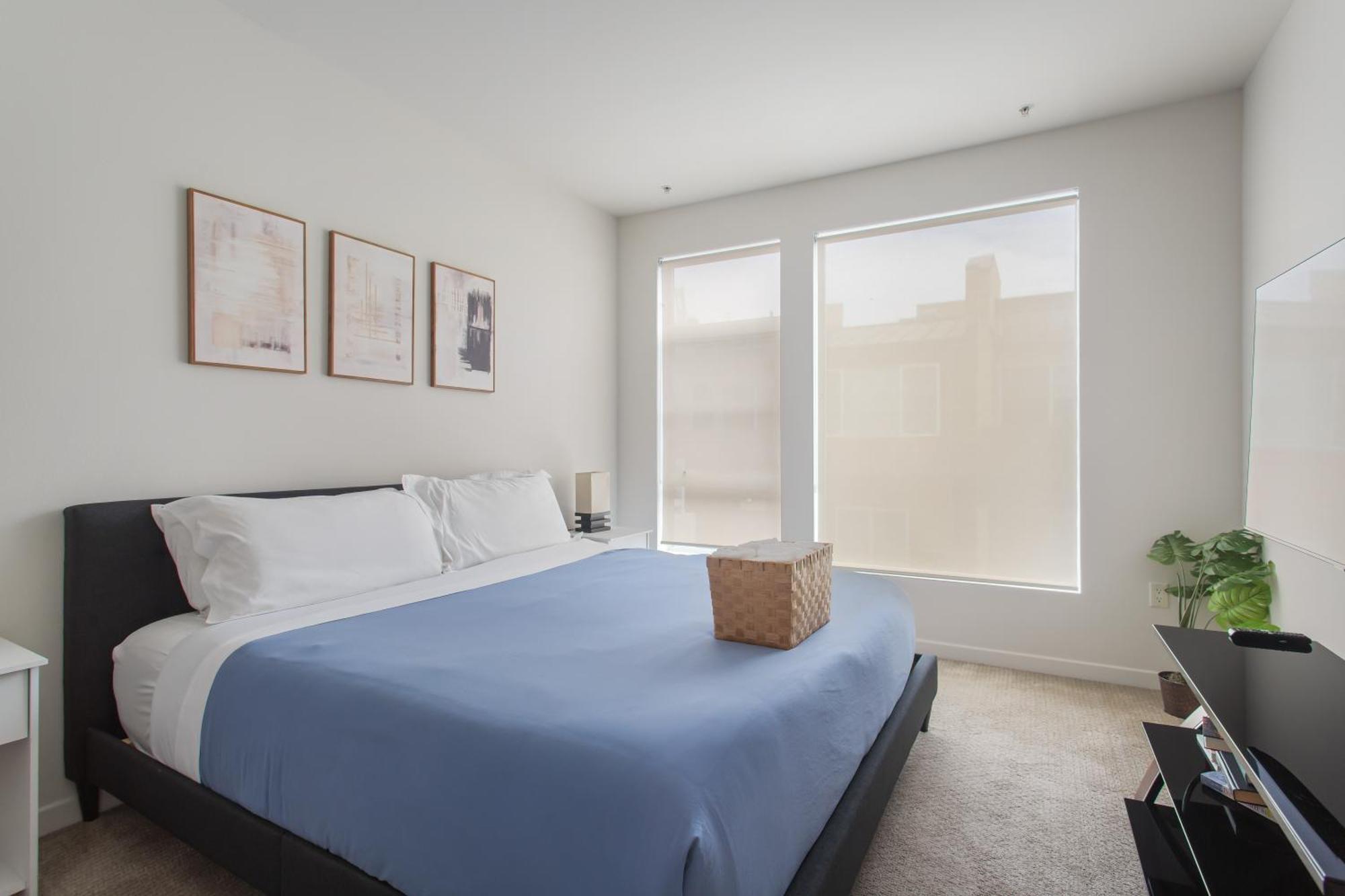 Downtown 2bedroom With Free Parking Capsule hotel *