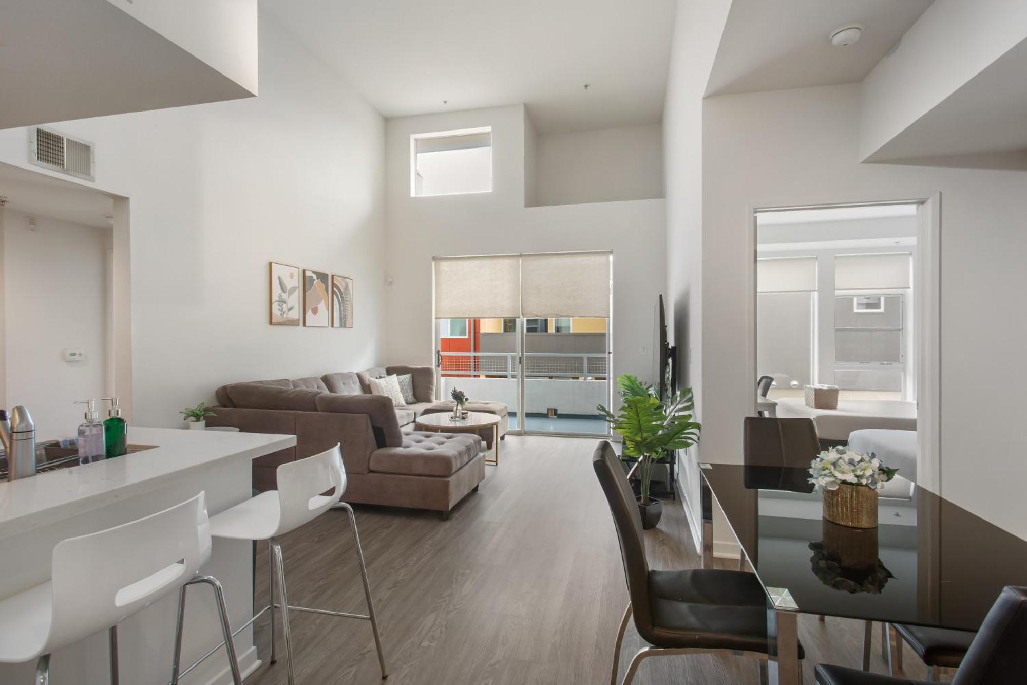 Hotel cápsula Downtown 2bedroom With Free Parking